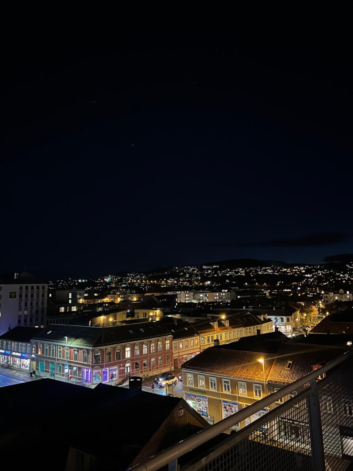 Apartamento Penthouse In Trondheim City Centre Exterior foto